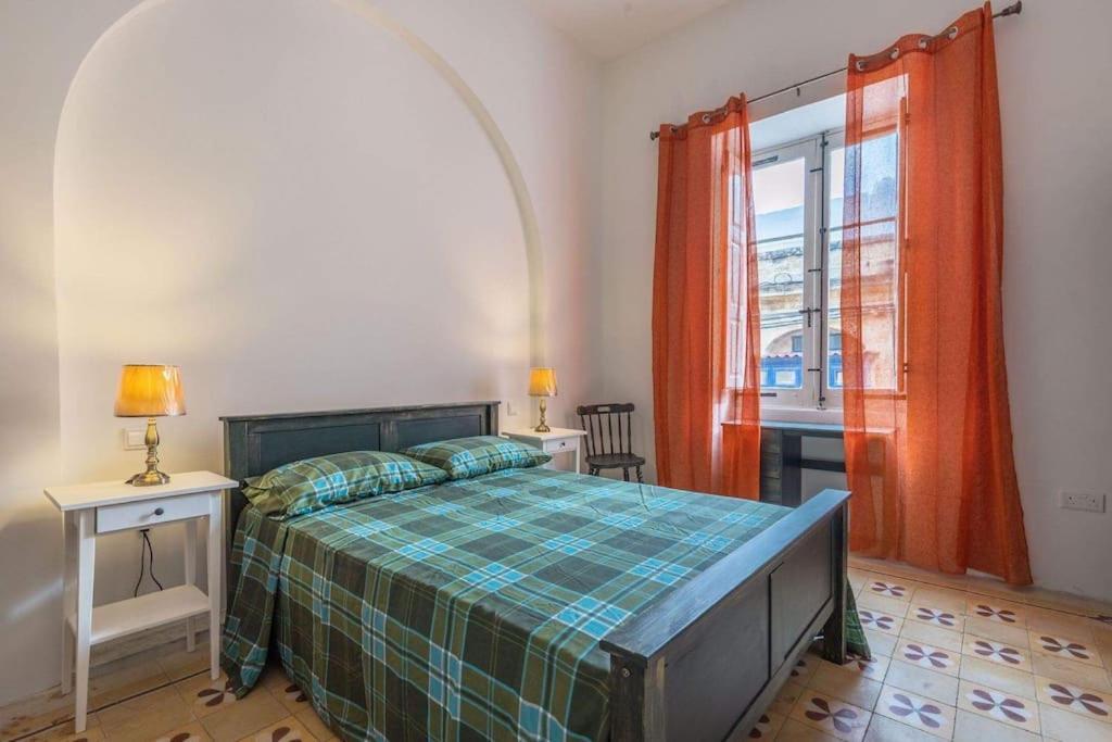 Spacious 4-Bedrooms Townhouse In Tas-Sliema Kültér fotó