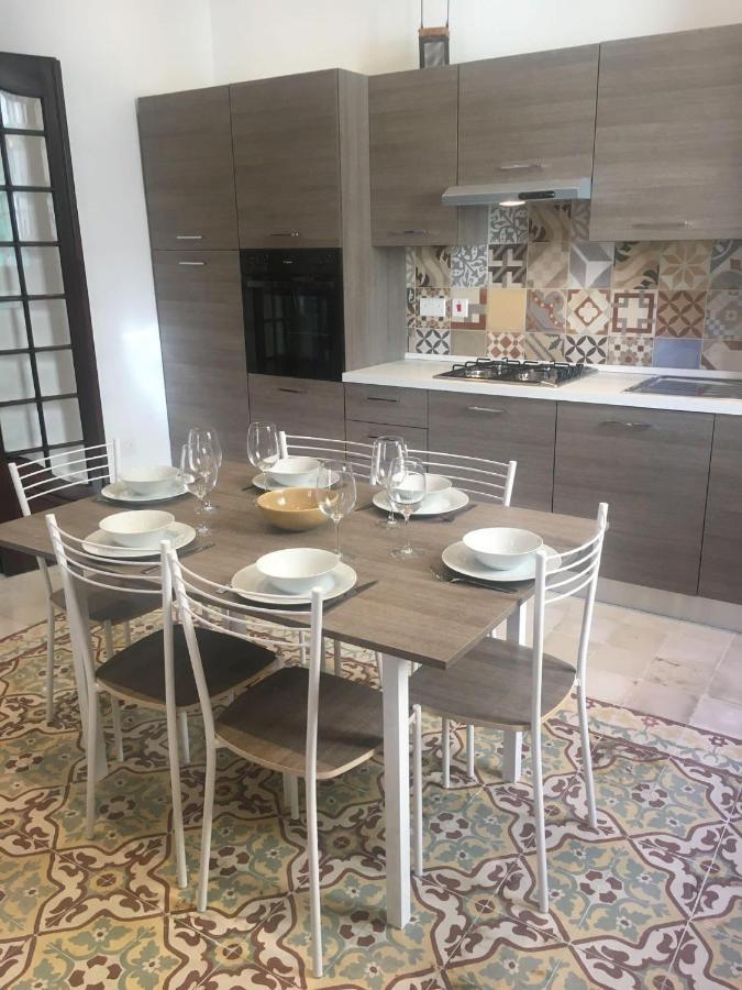 Spacious 4-Bedrooms Townhouse In Tas-Sliema Kültér fotó