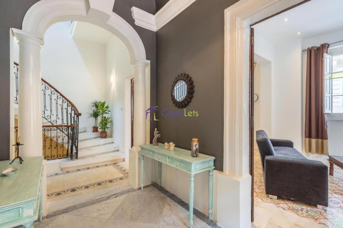 Spacious 4-Bedrooms Townhouse In Tas-Sliema Kültér fotó
