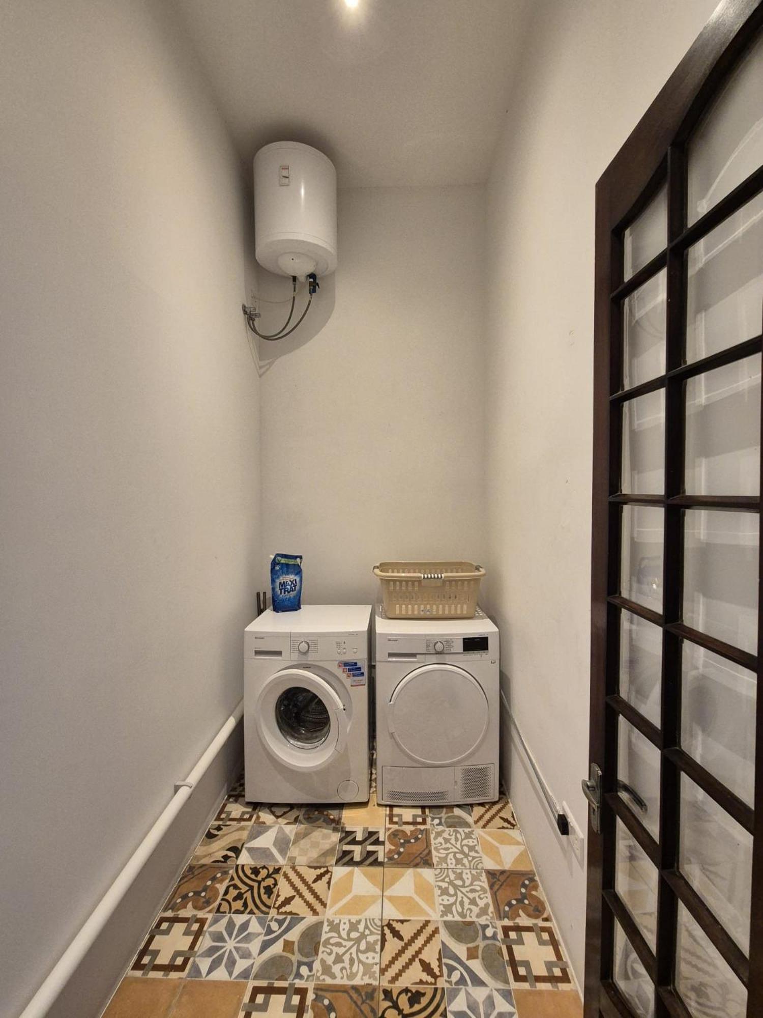 Spacious 4-Bedrooms Townhouse In Tas-Sliema Kültér fotó